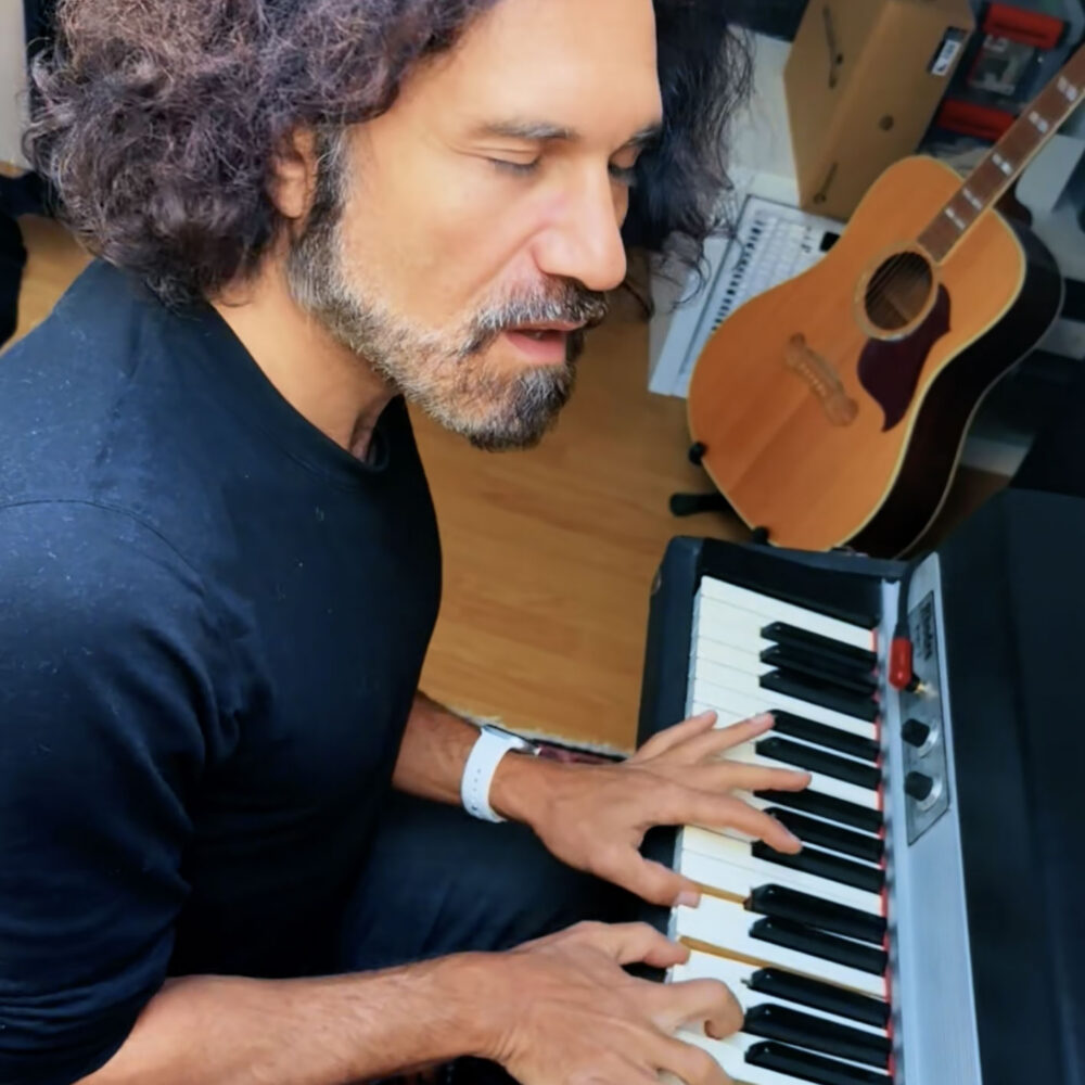 'Custom Keys Challenge' Finalist Stories: Gael Benyamin - Rhodes Music